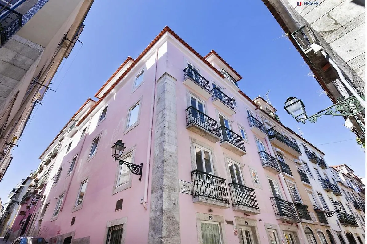 Апартаменты Guestready - Rare Terrace Apt, Historic Center Лиссабон 0*,